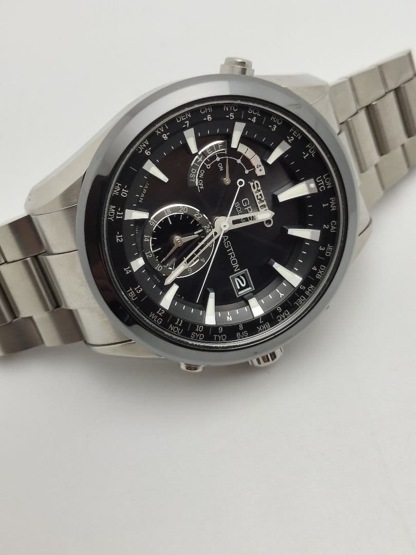Seiko Astron SBXA003 7X52 GPS Solar Titanium 7.28in Wrist image 3