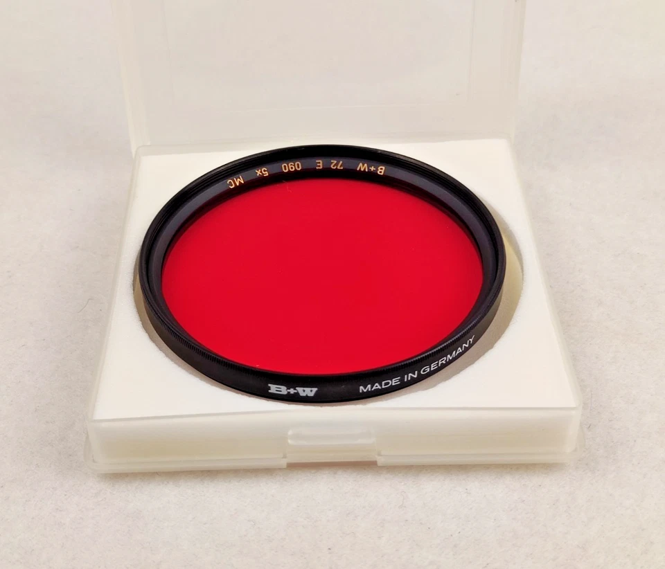B+W Filter Color Filter Red 72E 090 5x MC Lens Camera Accessories in Box - Image 4 of 4