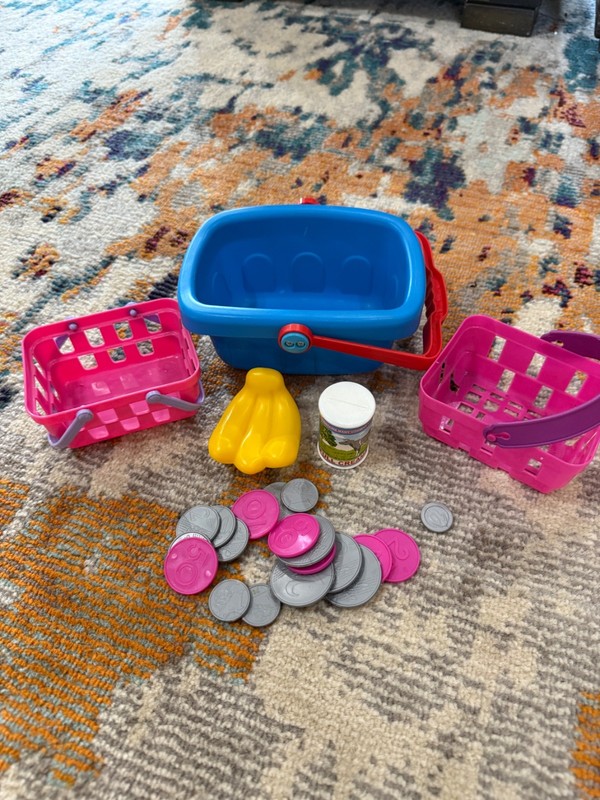 Lot of pretend play shopping toys toddler kids girls boys coins fruit baskets