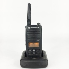 Motorola Funksprechger&auml;t Walkie Talkie XTNiD + Ladestation