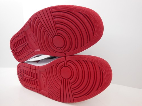 Air Jordan 1 Retro High OG Chicago 2015 - Taglia 12 - 555088 101 - Foto 9 di 16