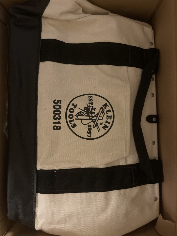 Klein Tools (80141) 41Piece Journeyman Electrician Tool Kit w/ Bag