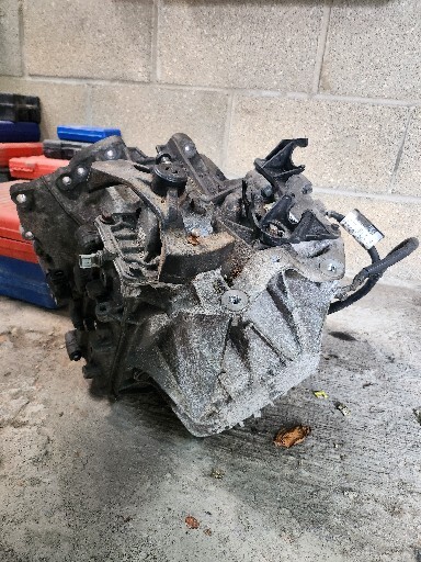 Picture 1 of 3