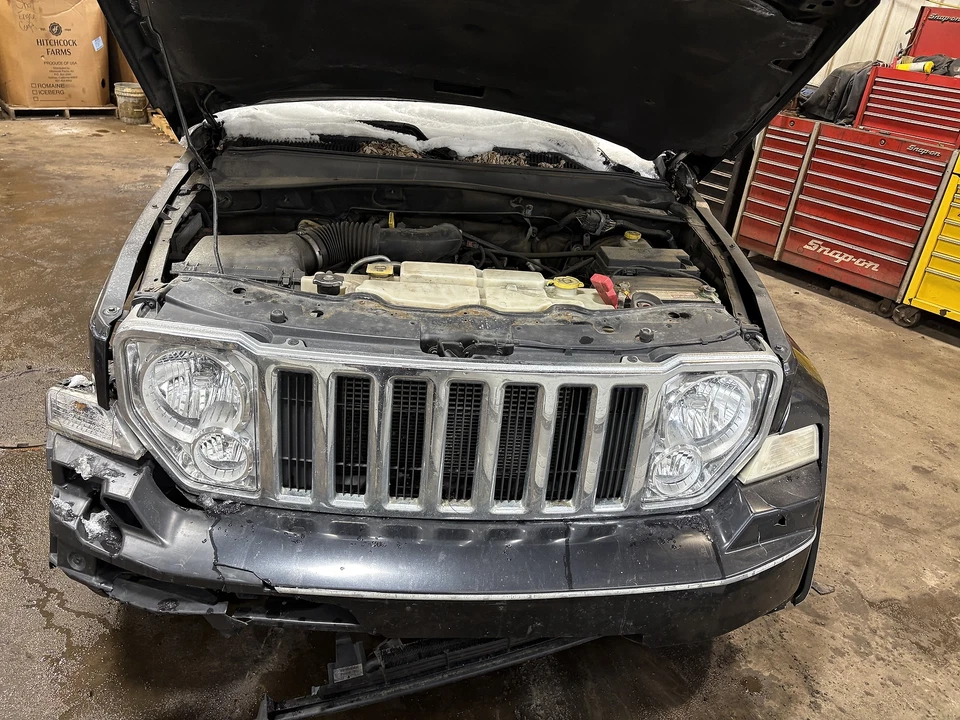 Used Fuel Pump fits: 2009 Jeep Liberty Pump Assembly 4.0 Grade A Foto 2 de 4