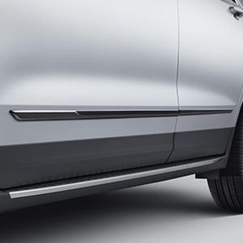 23252585 Front and Rear Side Door Moldings Black Ice Chrome 2017