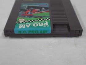 R.C. Carro Pro-Am (NES, 1988) solo 3 tornillos