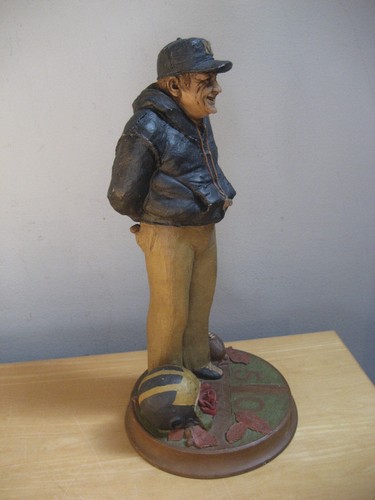 Bo Schembechler Limited Edition Statue Signed by Tom Clark Michigan Wolverines - Picture 4 of 15