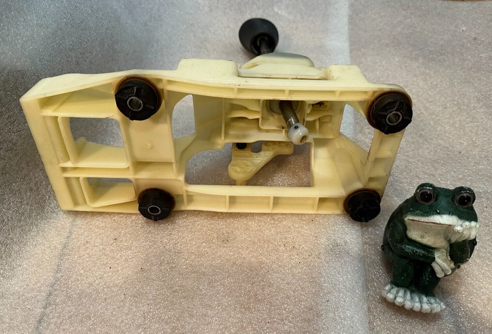 Kia Rio 2008 palanca de cambios manual de 5 velocidades Foto 4 de 4