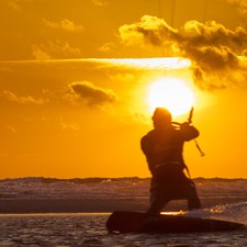 Sony DSC-T3 / Black / 5,1 MP con Tessar 38-114 mm f 3,5 - 4,4 / Probado / Excelente