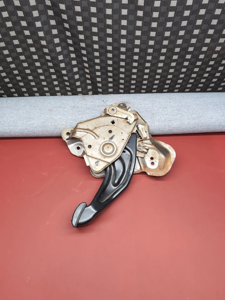 Chevrolet Silverado Tahoe 1994-1999 montaje de freno eléctrico de estacionamiento OEM 15155147 Foto 2 de 4