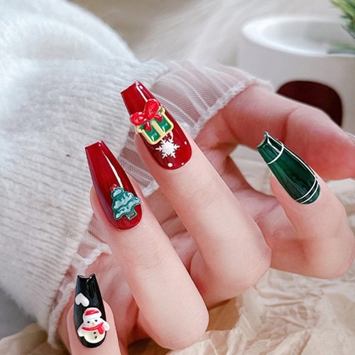 Christmas Resin Nail Charms with Visible Night Glow Effect for DIY Nails Art - Picture 7 of 8