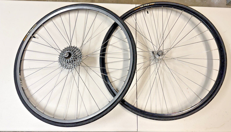 Set of 700C, Nisi Front, Vitelli 6sp Rear, 32 Spoke, Dura Ace Hubs, Conti Tires