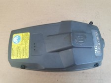 COPERCHIO SUPERIORE CUFFIA MOTORE MOTOSEGA HUSQUARNA 36, ORIGINALE!!!!