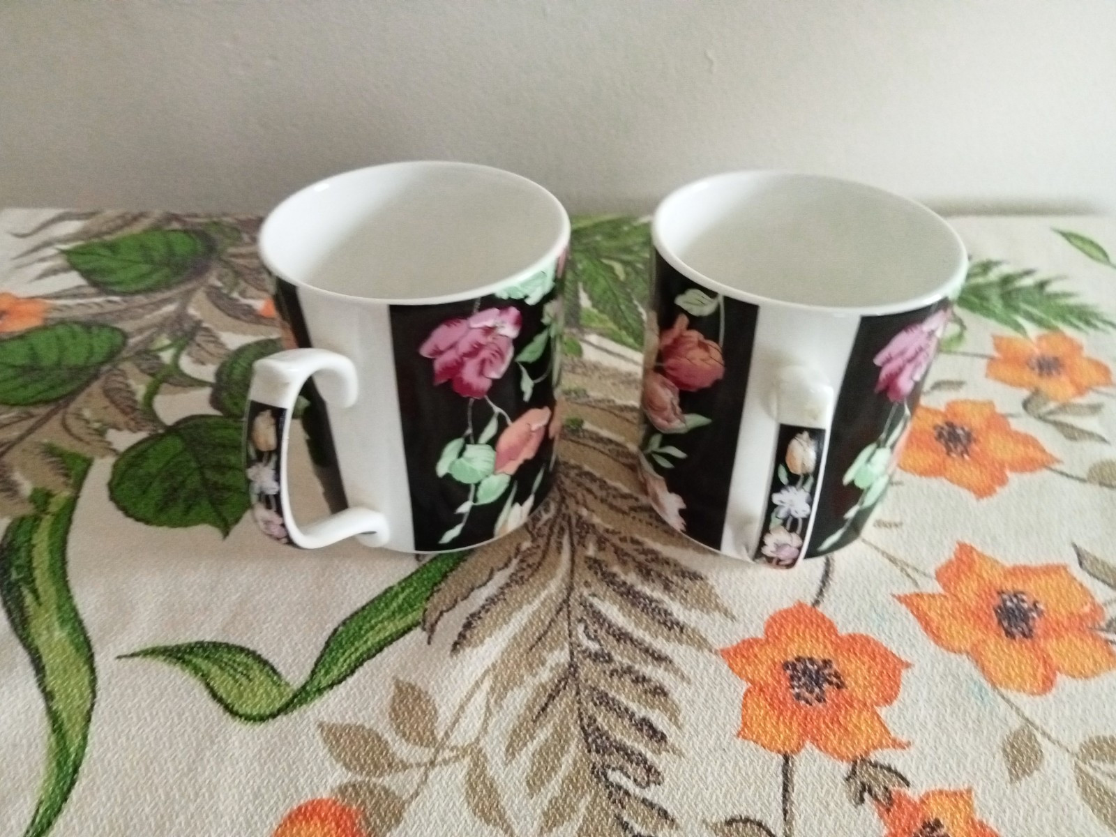 FENTON, FINE BONE CHINA MUGS  FLORAL