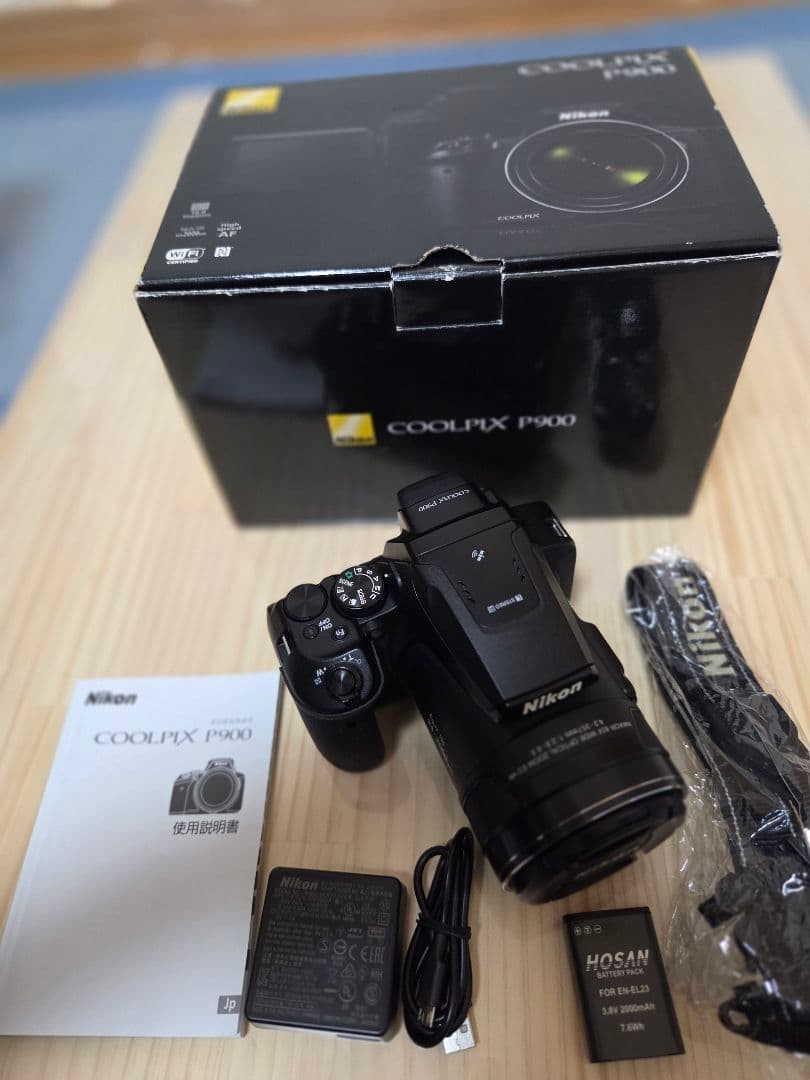 Nikon COOLPIX P900 Compact Digital Camera 83x Zoom Accessories