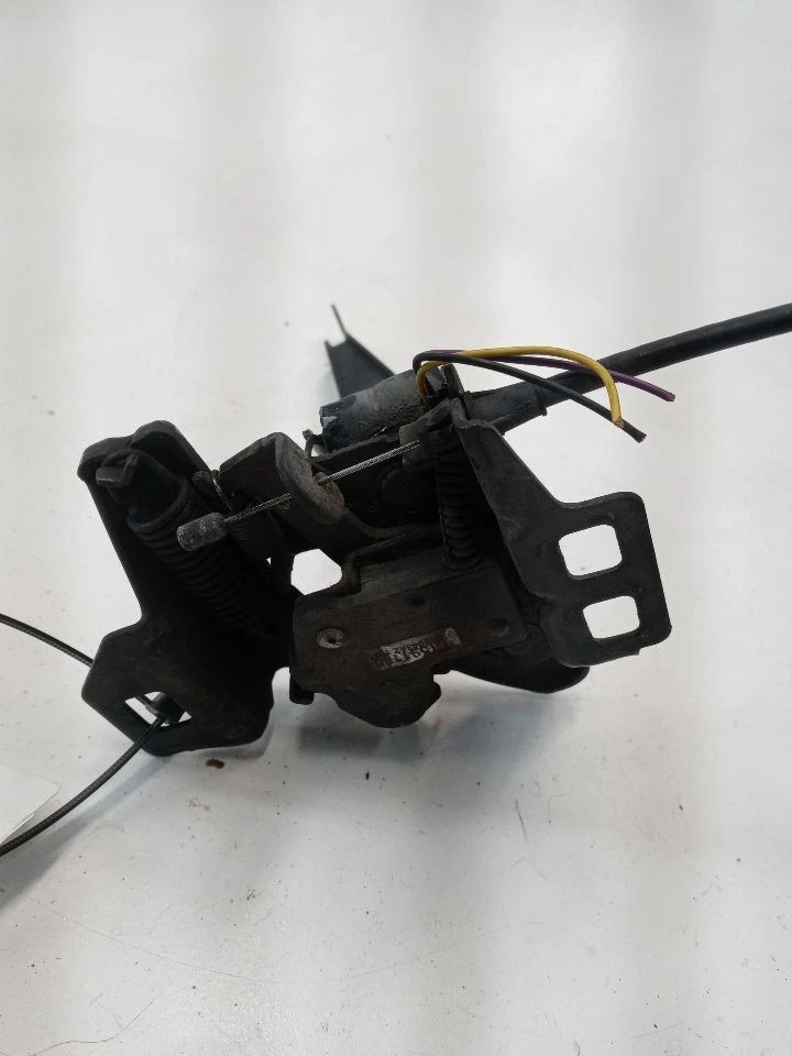 Conjunto de actuador de liberación de pestillo de bloqueo de capó Buick Enclave 2008-2012 20761108 OEM Foto 2 de 4