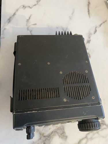 ICOM IC-706 MKIIG All Mode Transceiver HF/VHF/UHF 100W/50W/20W Nice condition - Picture 2 of 23