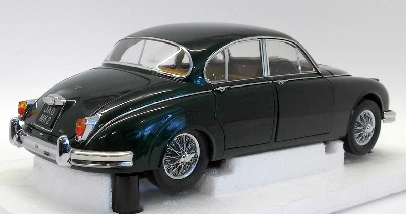 Model Icons 1/18 Scale Diecast - 2010002 Jaguar Mark 2 Racing Green - Image 3 of 4