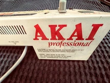 AKAI Professional EWV 2000 Module Synthesizer and EWI 1000