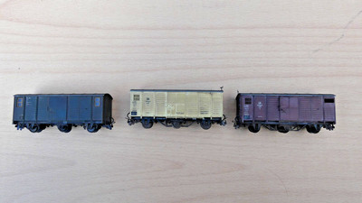 Bemo H0e, drei gedeckte Güterwagen 3001 815, 2002 817, 2005 810 ohne OVP