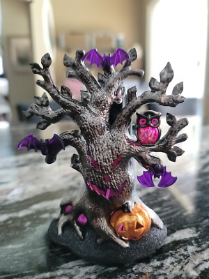   Bath and Body Works HAUNTED MONSTER TREE  Wallflower Plug Glow Halloween