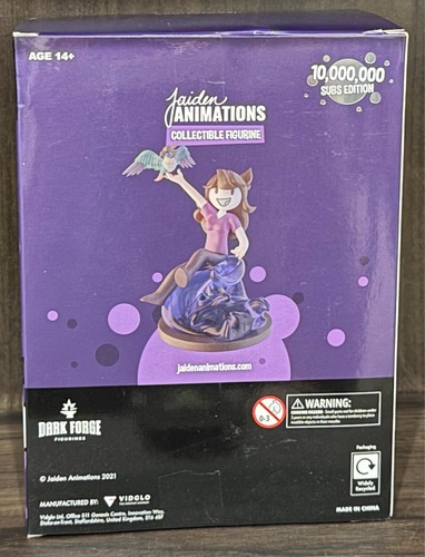 Jaiden Animation's 10 Million Subs Limited Edition Figure - Picture 9 of 9