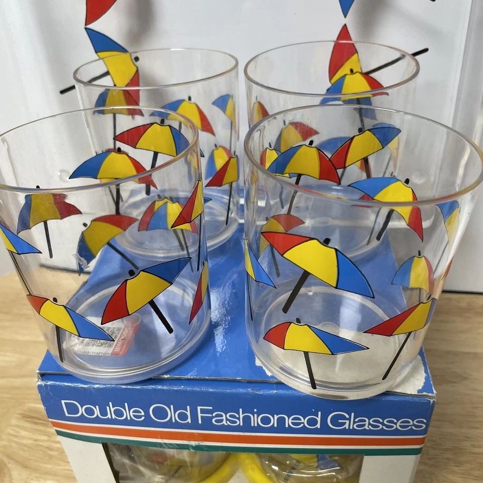 Cabana Club Tray & 2 Sets of 4 Acrylic Cooler Glasses 14 oz Umbrellas READ SEE - Image 4 of 4