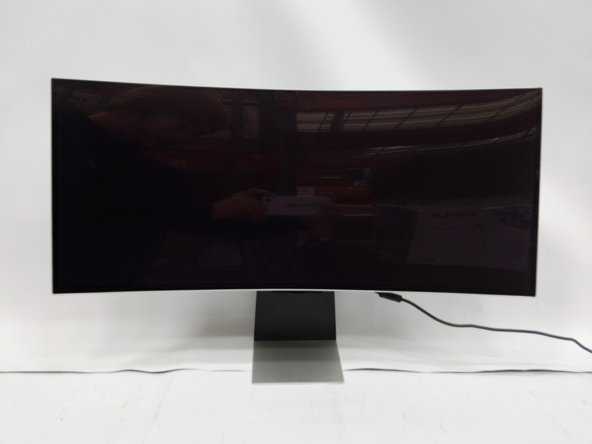 READ* Samsung Odyssey 34