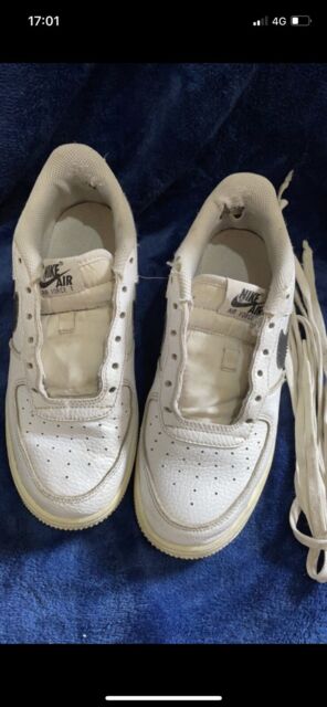 Nike Air Force Ones Youth Trainers Size UK 5.5