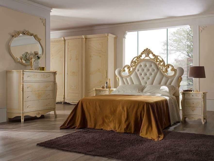 LETTO MATRIMONIALE IN LEGNO AVORIO E DECORI ORO CON ECOPELLE