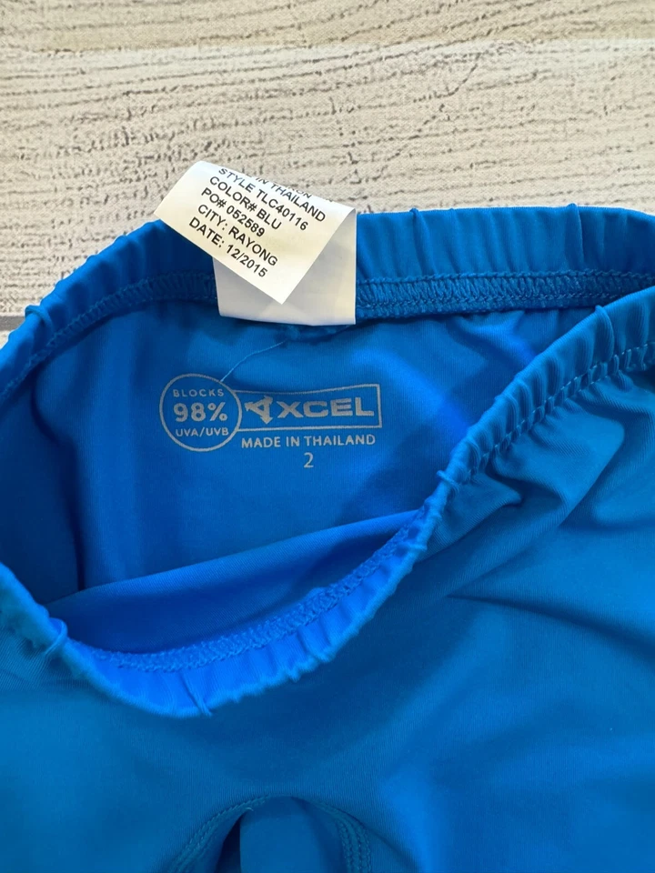 Shorts Xcel Rash Guard criança tamanho 2T novo UPF 50+ azul stretch roupa de banho - Imagem 2 de 4