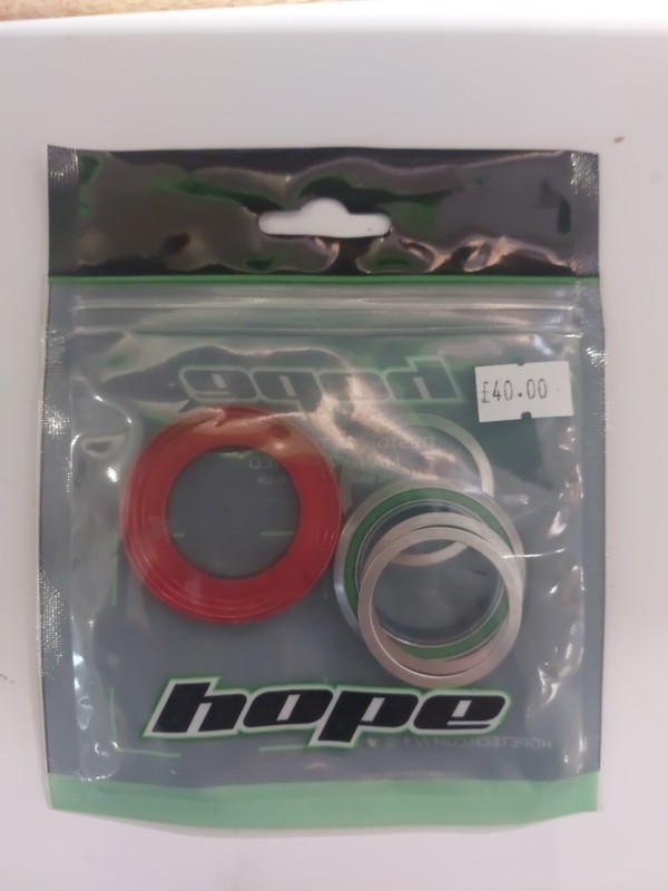 HOPE 8 TOP FULL INTERGRATED IS42 / 28.6 RED HEADSET