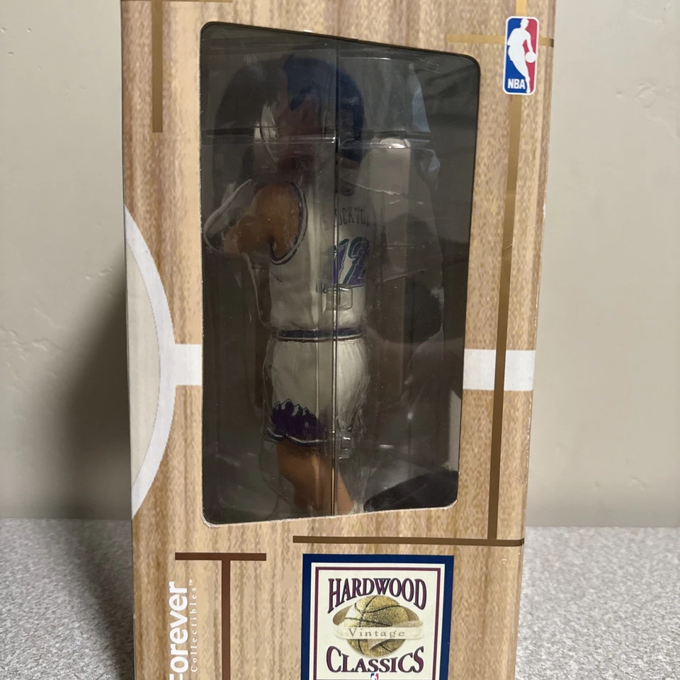 JOHN STOCKTON Utah Jazz Legend NBA Career Stats 10” Bobblehead Novo na caixa! - Imagem 2 de 4