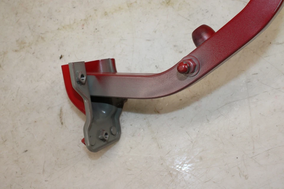 Комплект петель крышки багажника купе Hyundai Genesis 2010-2016 годов выпуска от оригинального производителя LR23 - Изображение 3 из 4