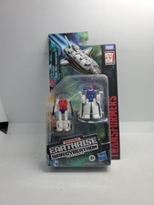 Transformers Earthrise War for Cybertron Astro Squad Fuzer and Blast Master
