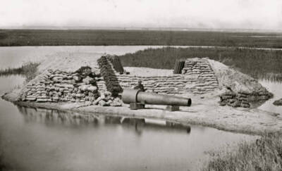 One 8 Inch Parrot Rifle Dismounted At The Breaching Battery 1863 OLD PHOTO PRINT