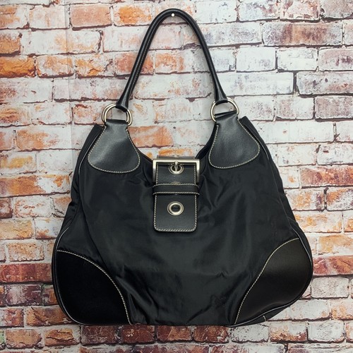 Prada-Clásico Negro Hebilla aleta tapicería de cuero bolso para el Hombro  Bolso de mano cartera usado en excelente estado | eBay