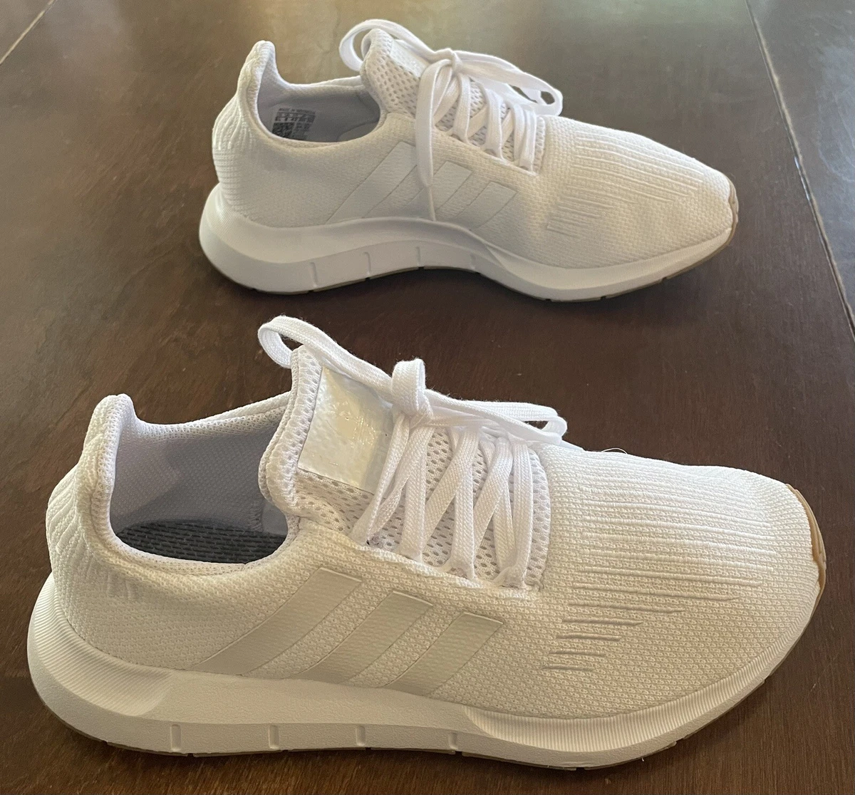 Swift run shoes cloud cheap white