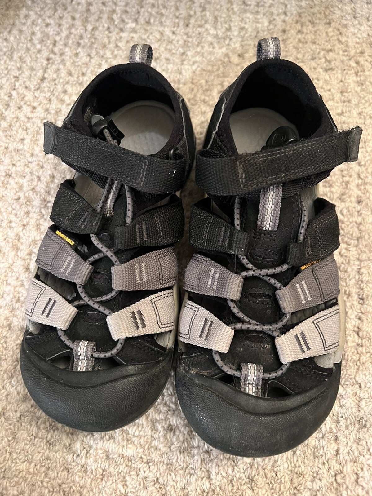 Sandali scarpe Keen ragazzo spiaggia acqua piscina nero grigio misura 2 gomma usati in ottime condizioni