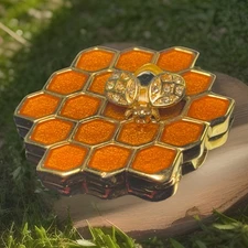 Vintage Estee Lauder Compact HONEYCOMB bee With Rhinestones On enamel Prototype