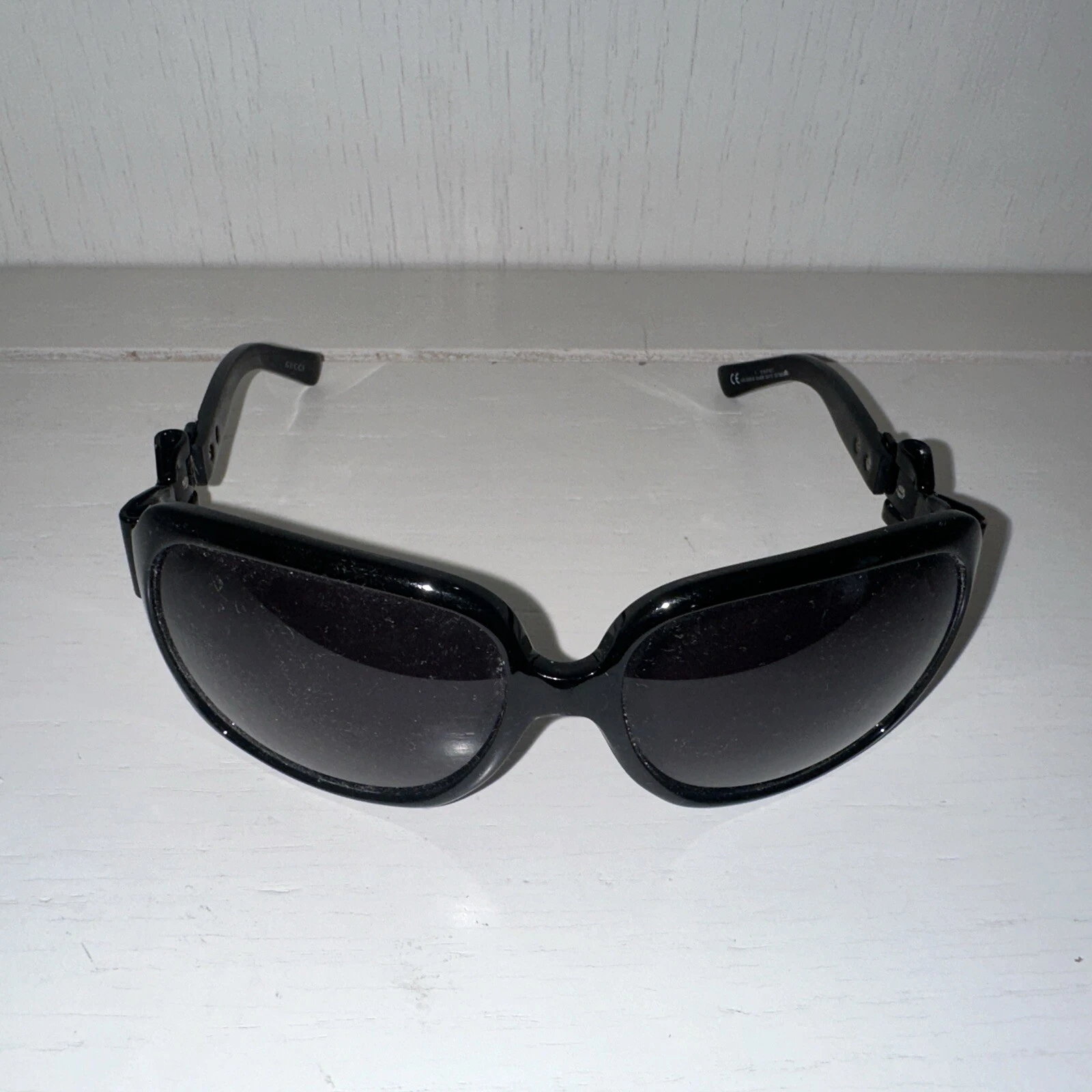 Lunettes de soleil noires surdimensionnées GUCCI carrées   Italie   arc designer