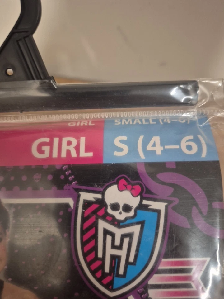 Monster High   Dot Dead Gorgeous Dress Draculaura. Daughter of Dracula  Sml 4-6 - Image 3 of 4