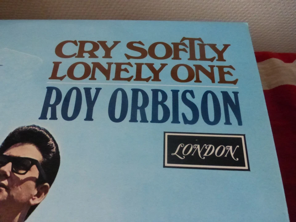 ROY ORBISON CRY SOFTLY LONELY ONE LONDON 1967 UK 1ST PRESS STUNNING NM - Image 3 of 4