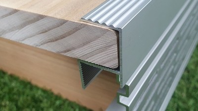 RELO RA Rand/Abschlussprofil für Terrassen, ALU silber eloxiert, für H 24-27, 2,
