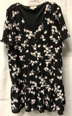 Women's EVRI Dress Sz 3X Black with Flowers Lined Short Sleeve