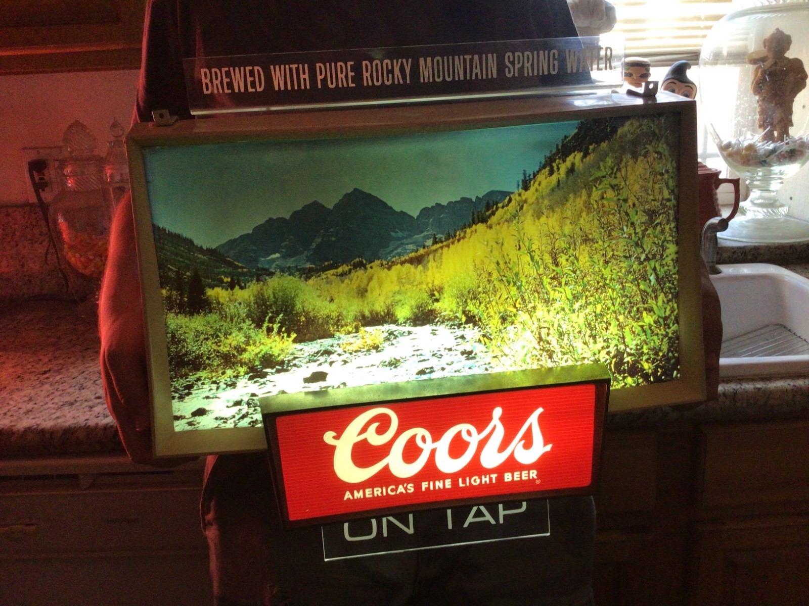 VINTAGE COORS LIGHTED BEER SIGN