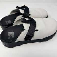 Woman's Clogs SOREL Viibe Clog Size 10 White/Black Adjustable Strap
