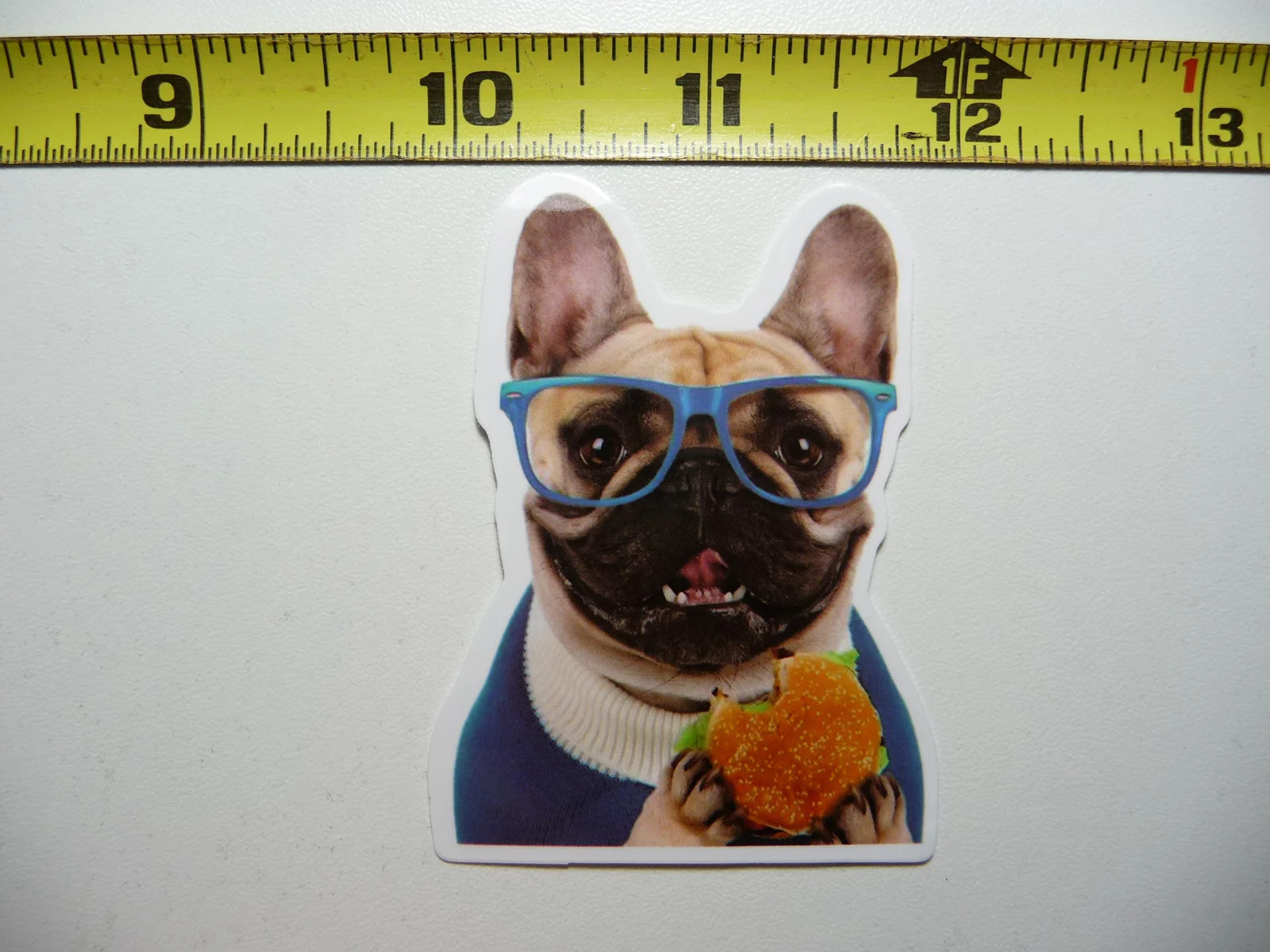 PUG EATING HAMBURGER FUNNY SMALL STICKER DECAL CUT PET DOG PUPPY FUN