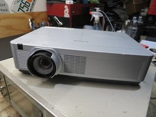 CANON LV-8320 Projector HDMI VGA RCA 3000 LUMENS 3LCD Video Projector 599 HOURS