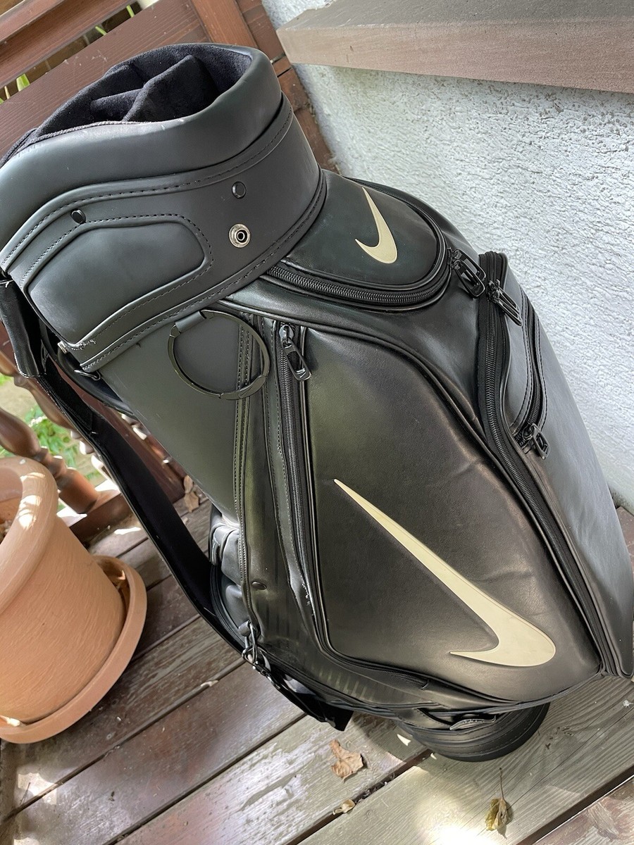 Nike Tour Golf bag Black Platinum II Japan tour supply Nike Tour Golf bag Black Platinum II Japan tour supply